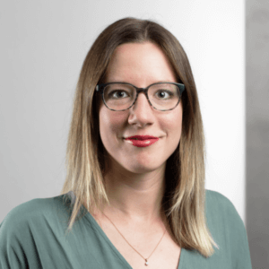 Portraitfoto Christa Gebhard, Wirtschaftsförderung Region Stuttgart, Welcome Service